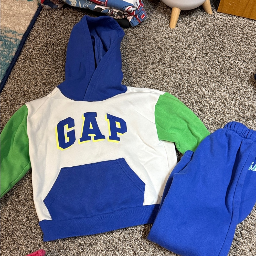 GAP Blue and Green Colorblock Hoodie Set